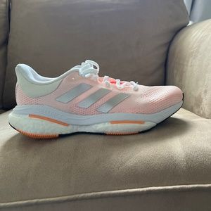 Adidas Tennis Shoes
